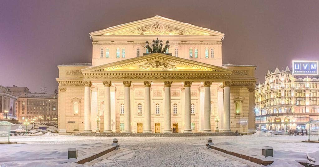 Новый 2023 год в Москве - посещаем театры