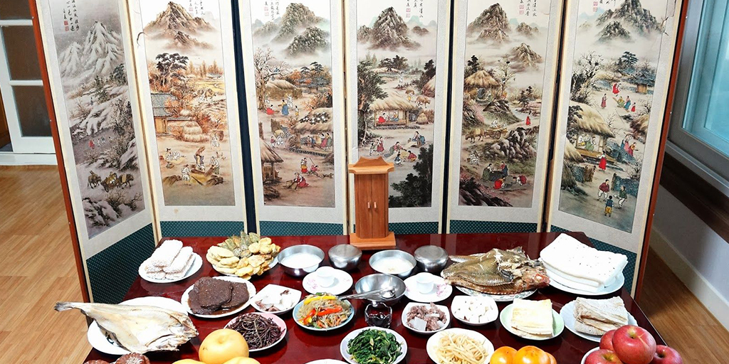 ритуальный ужин на корейский новый 2023 год